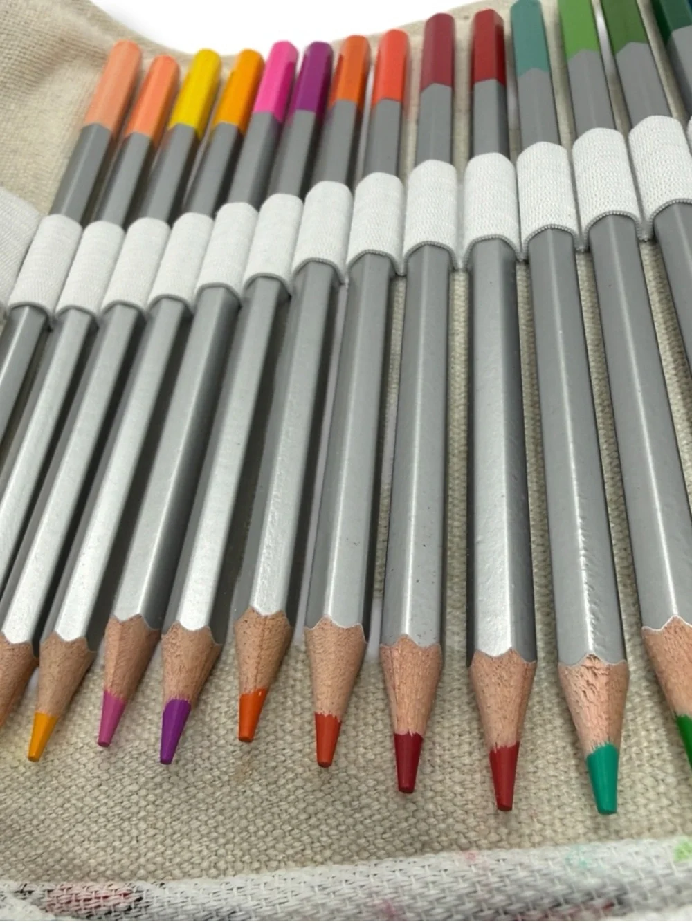 48pc Art Pencil‎ Set Oil Based Water Soluble Sketch Pencils w/ Case XXYOUPIN - Picture 8 of 11